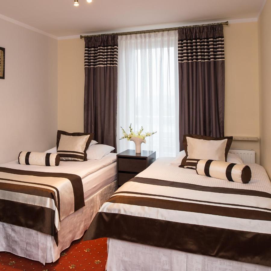Motel Lesta Lachowka Duza ภายนอก รูปภาพ