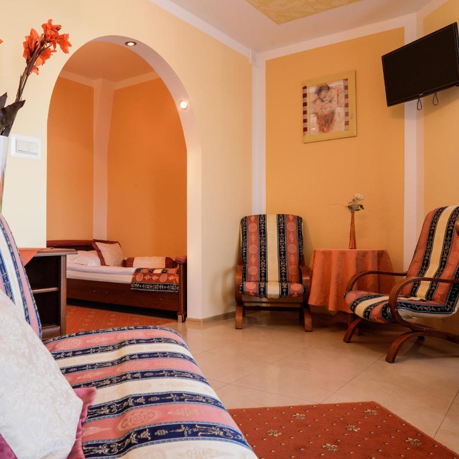 Motel Lesta Lachowka Duza ภายนอก รูปภาพ